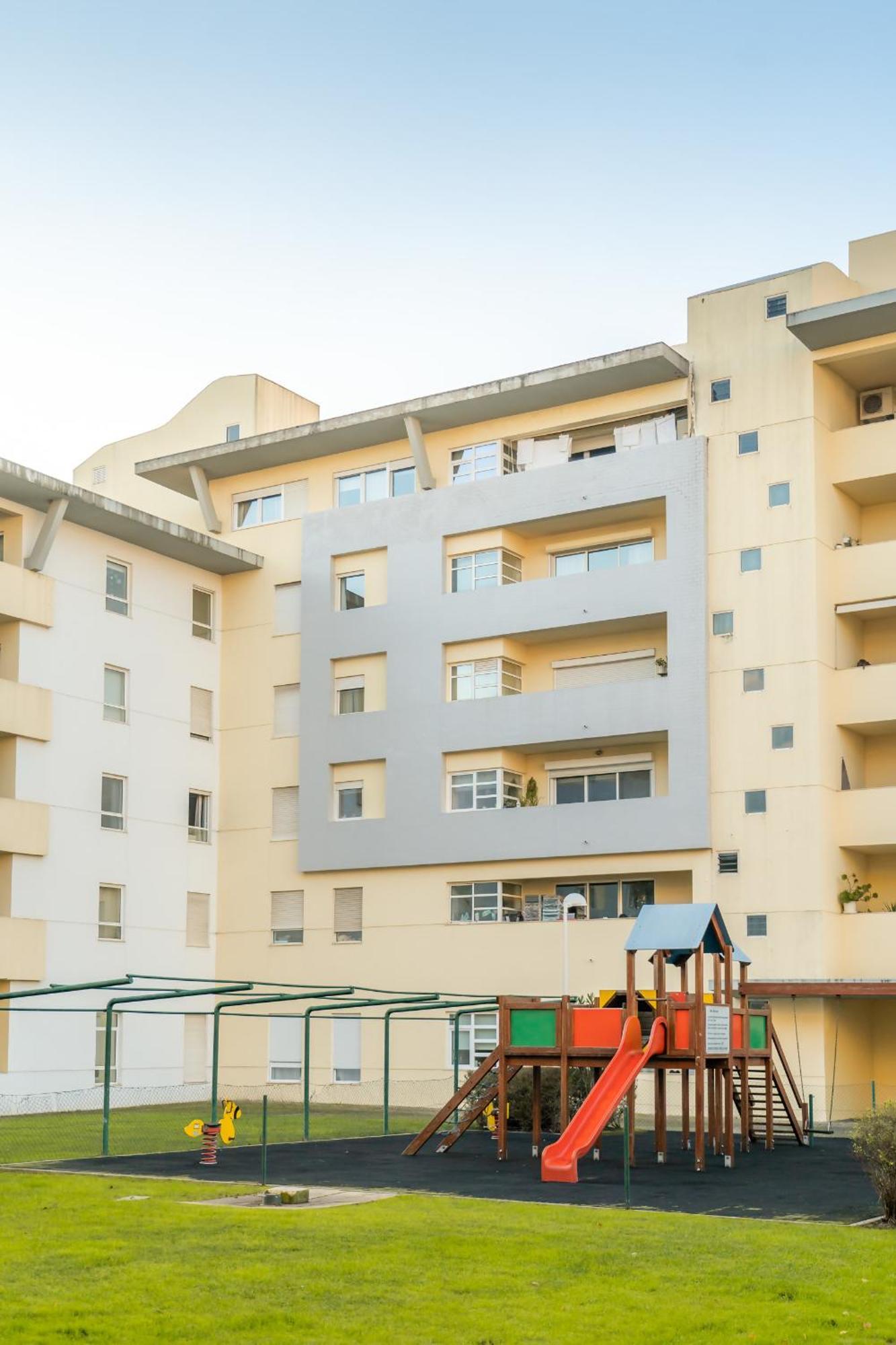 Apart T3 Com Piscina Tenis Ginasio E Parq Infant Lisabona Exterior foto