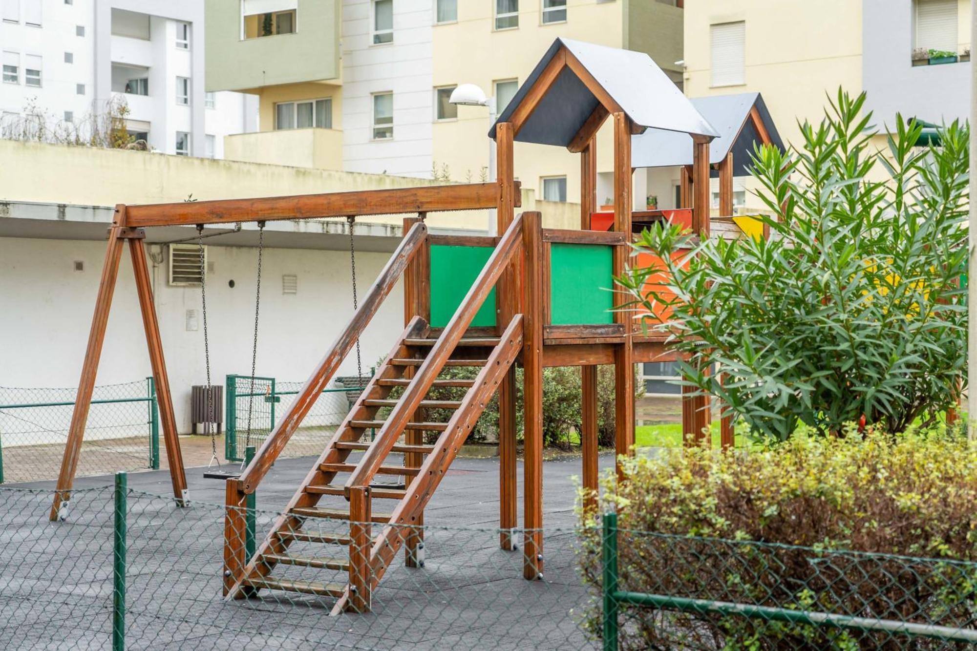 Apart T3 Com Piscina Tenis Ginasio E Parq Infant Lisabona Exterior foto